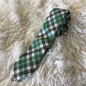 • Skinny Tie Madness Mens Necktie •